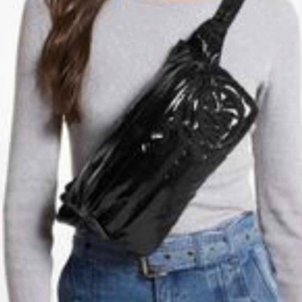 Michael kors black cooper utility belt bag